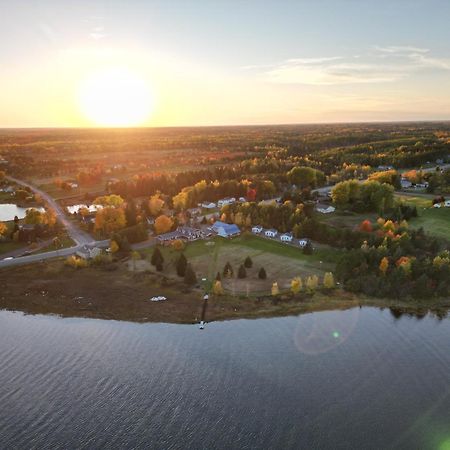 L'Ancrage B&B And Cottages Saint Louis de Kent Екстериор снимка