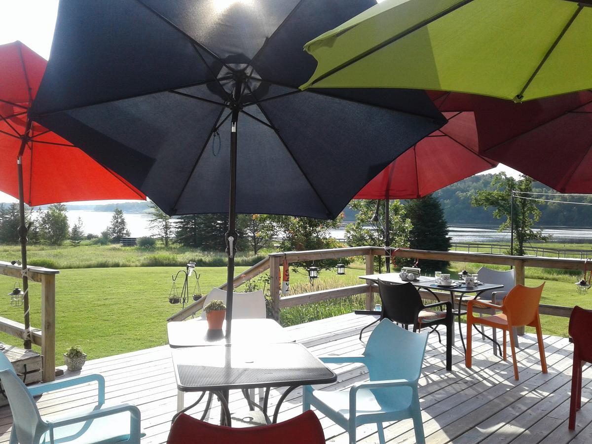 L'Ancrage B&B And Cottages Saint Louis de Kent Екстериор снимка